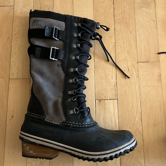 Sorel tall lace-up waterproof pull on boots brown size 9 - Picture 5 of 8